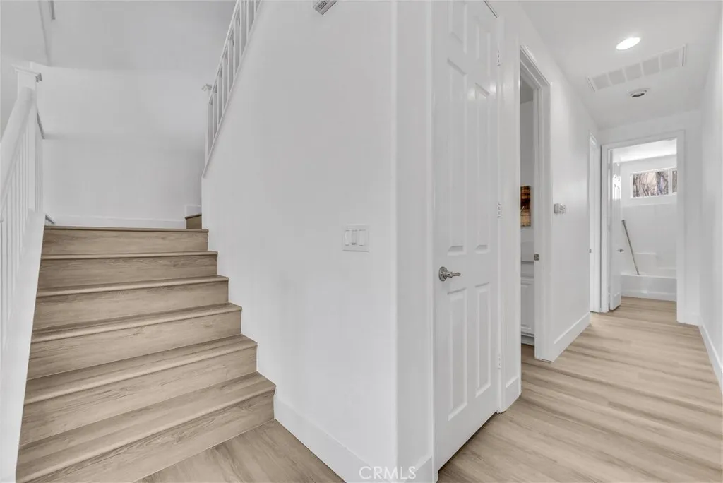 6556 Wells Springs Street, Eastvale, California 91752 home-pic-9